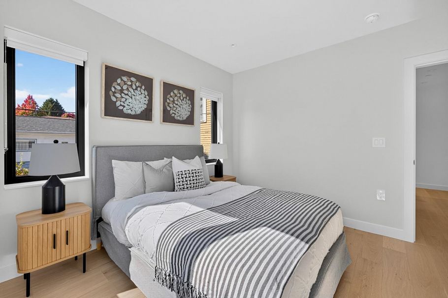 2 58 E 40th Avenue Vancouver, BC - 30