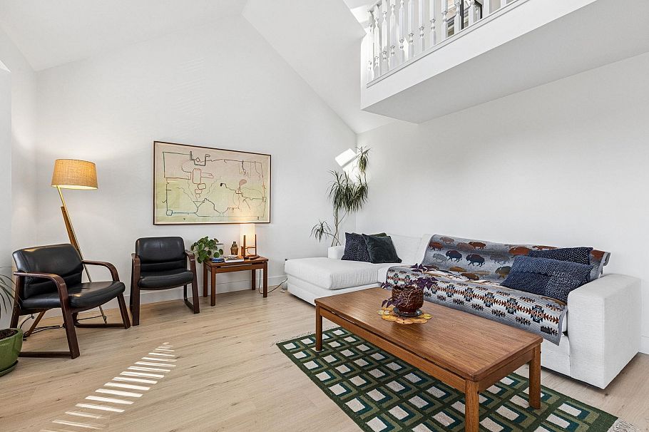 5709 Owl Court North Vancouver, BC - 9