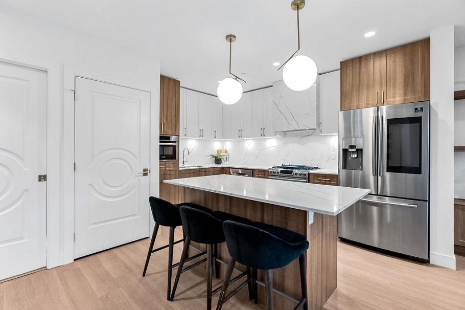 1022 Odlum Drive Vancouver, BC - 11