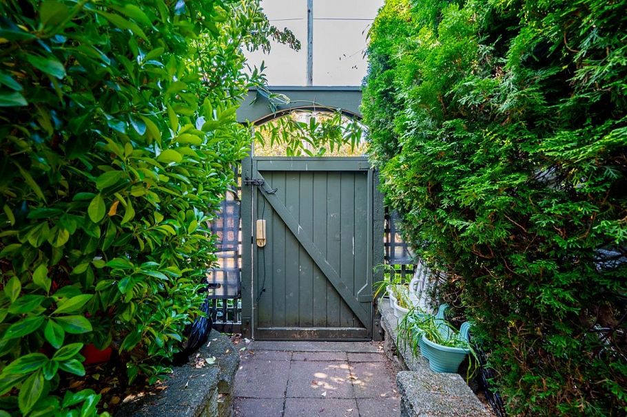 105 2195 W 5th Avenue Vancouver, BC - 26