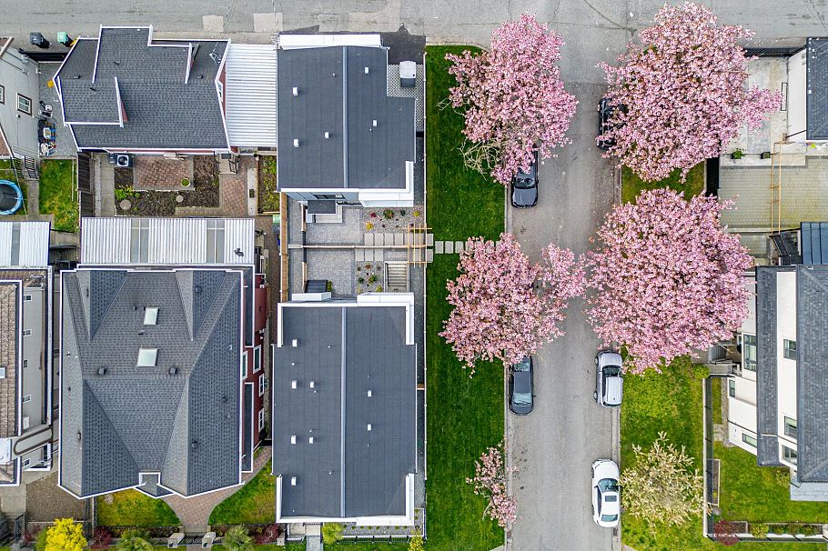 2 1495 E 58th Avenue Vancouver, BC - 23