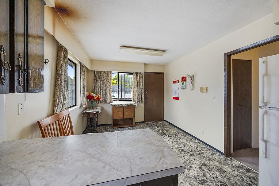 4355 Inverness Street Vancouver, BC - 12