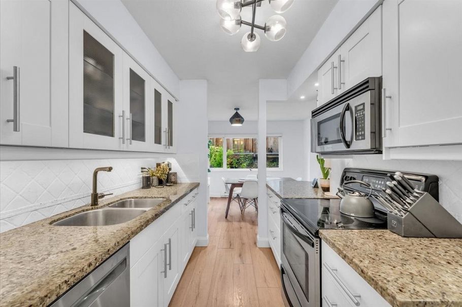 102 320 W 2nd Street North Vancouver, BC - 13
