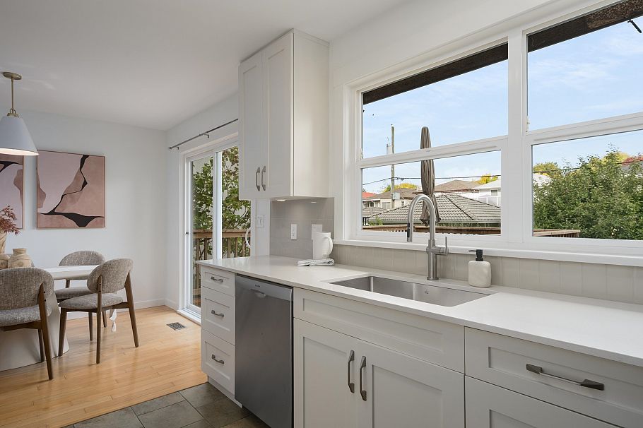 841 E 21st Avenue Vancouver, BC - 14