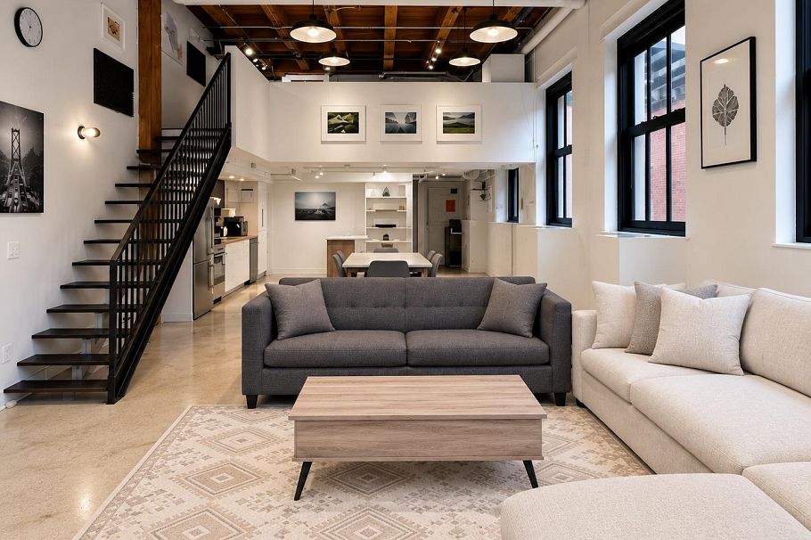 253 Columbia Street Vancouver, BC - 2