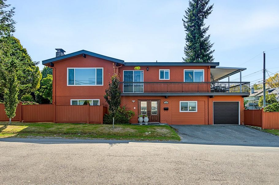 1090 E 35th Avenue Vancouver, BC - 1