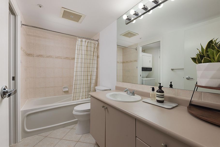1207 1277 Nelson Street Vancouver, BC - 22