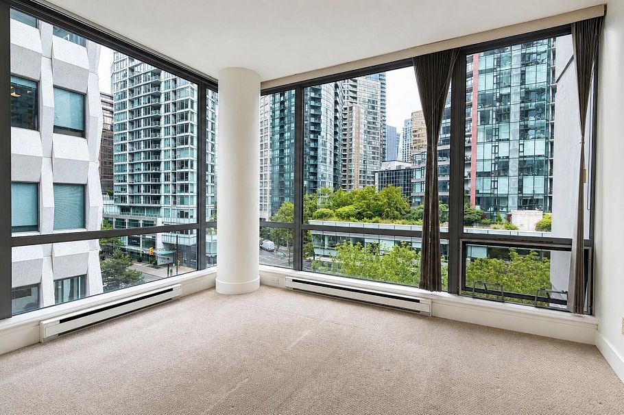 701 1228 W Hastings Street Vancouver, BC - 9