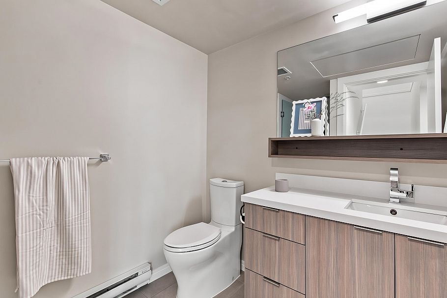 357 E 16th Avenue Vancouver, BC - 20