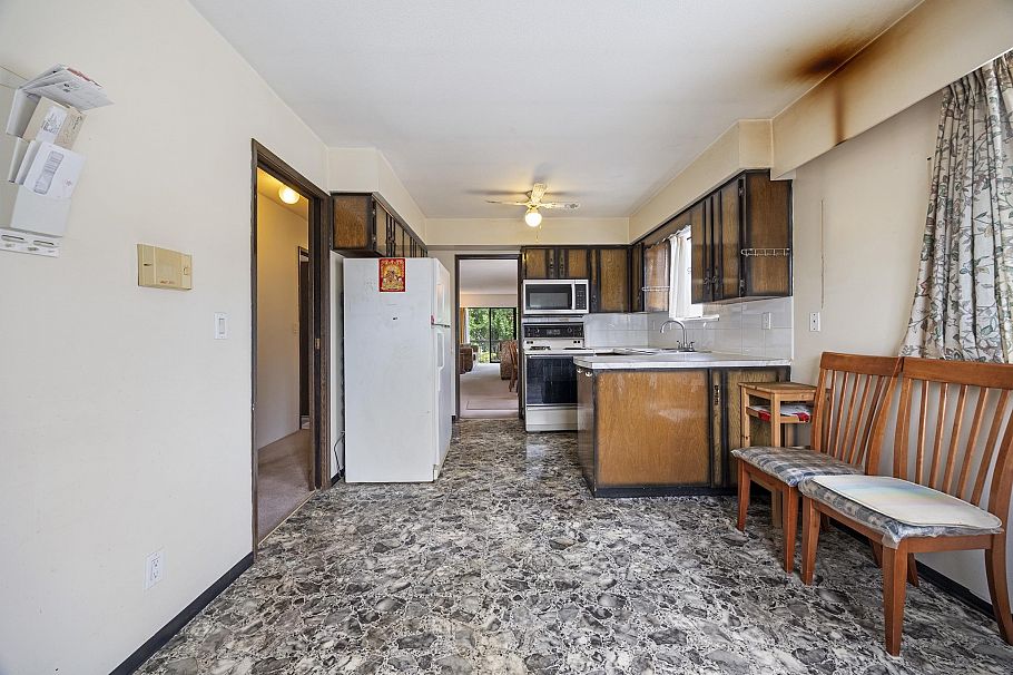 4355 Inverness Street Vancouver, BC - 13