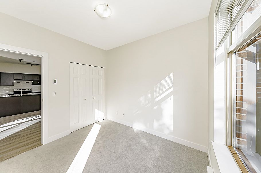 107 1633 Mackay Avenue North Vancouver, BC - 20