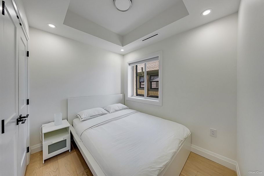 2 683 W 19th Avenue Vancouver, BC - 21