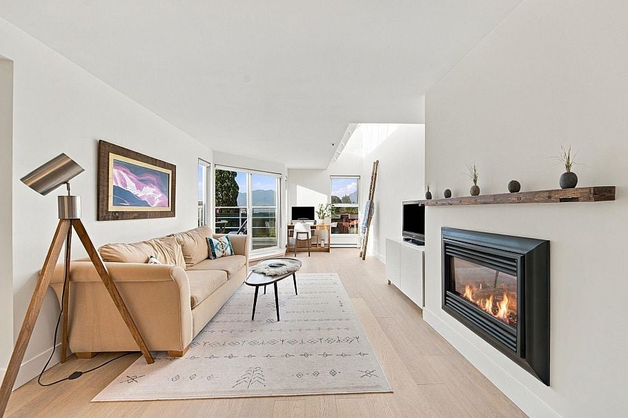 2240 York Avenue Vancouver, BC - 2