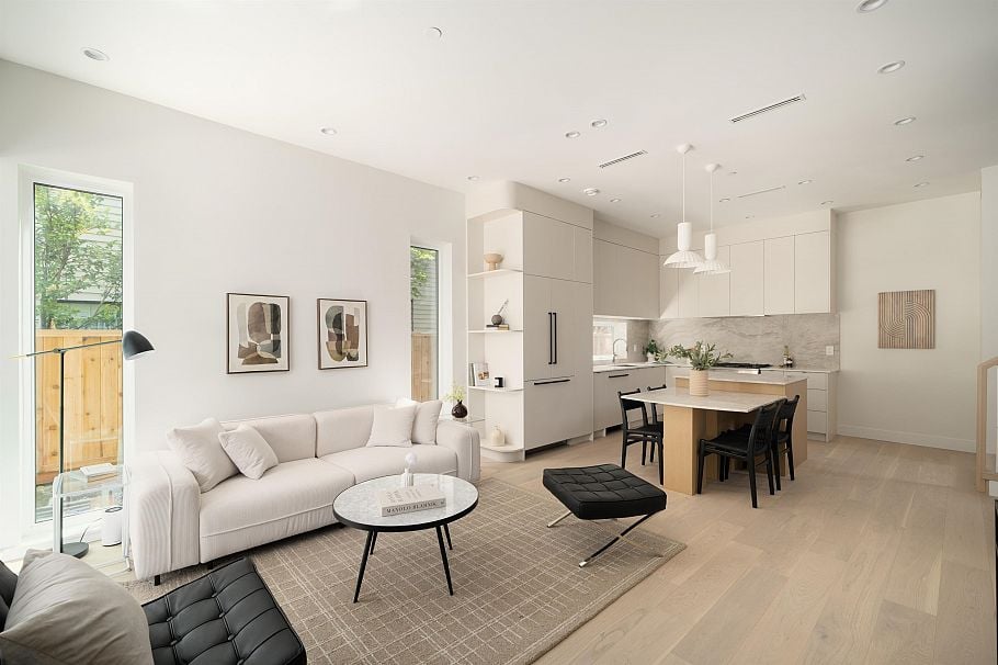 1 4161 Windsor Street Vancouver, BC - 1