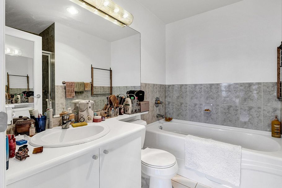 607 1239 W Georgia Street Vancouver, BC - 11