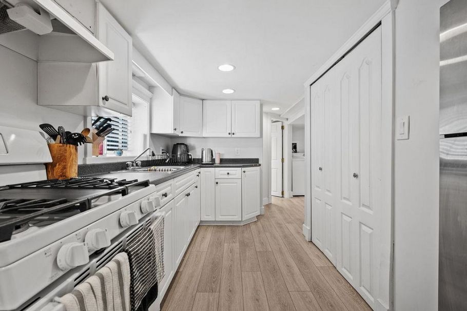 184 E 22nd Avenue Vancouver, BC - 28