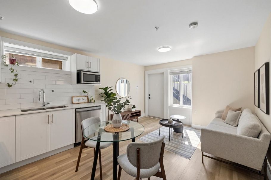 5867 Battison Street Vancouver, BC - 28