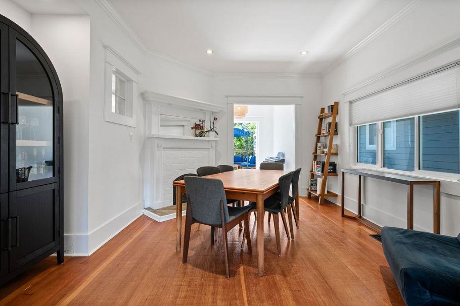 184 E 22nd Avenue Vancouver, BC - 4