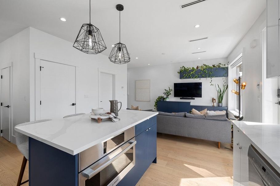 5867 Battison Street Vancouver, BC - 9
