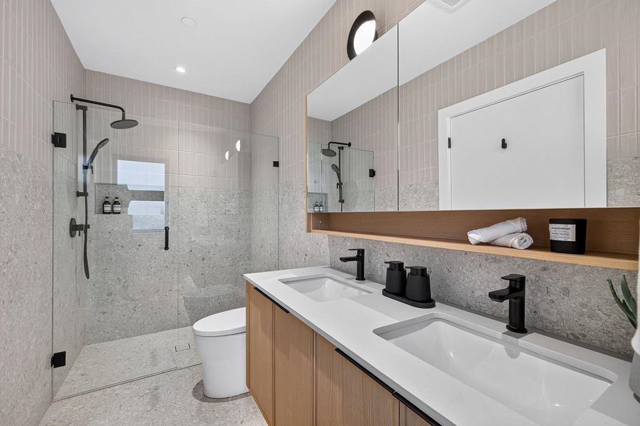 2 58 E 40th Avenue Vancouver, BC - 26