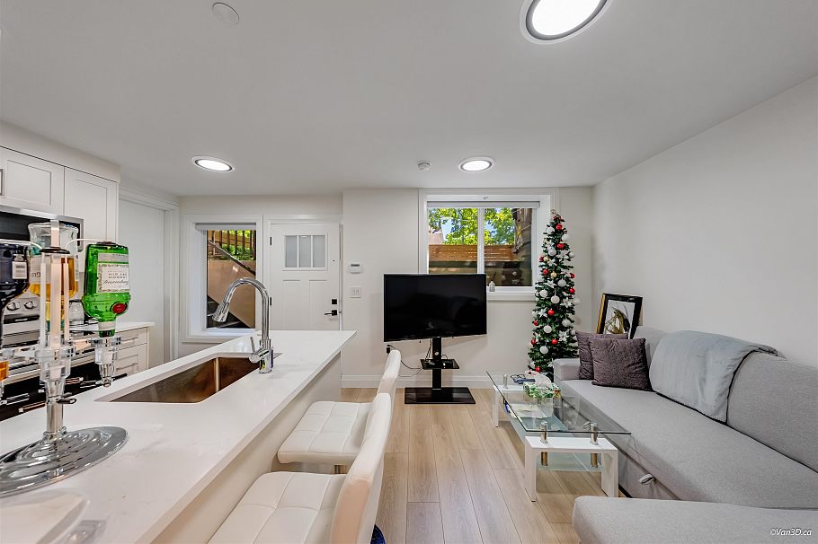 1 683 W 19th Avenue Vancouver, BC - 34