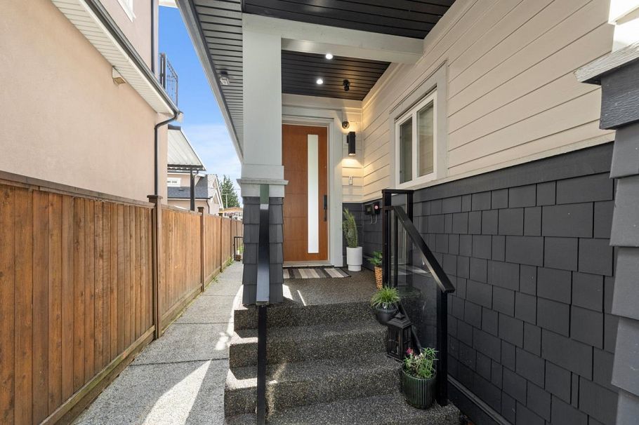 5867 Battison Street Vancouver, BC - 35