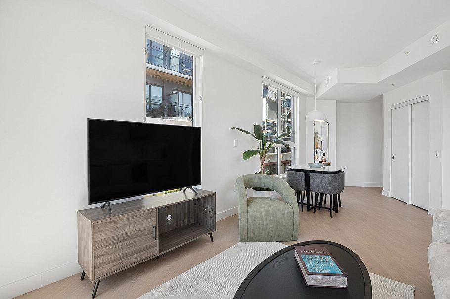 204 333 St. Davids Avenue North Vancouver, BC - 7