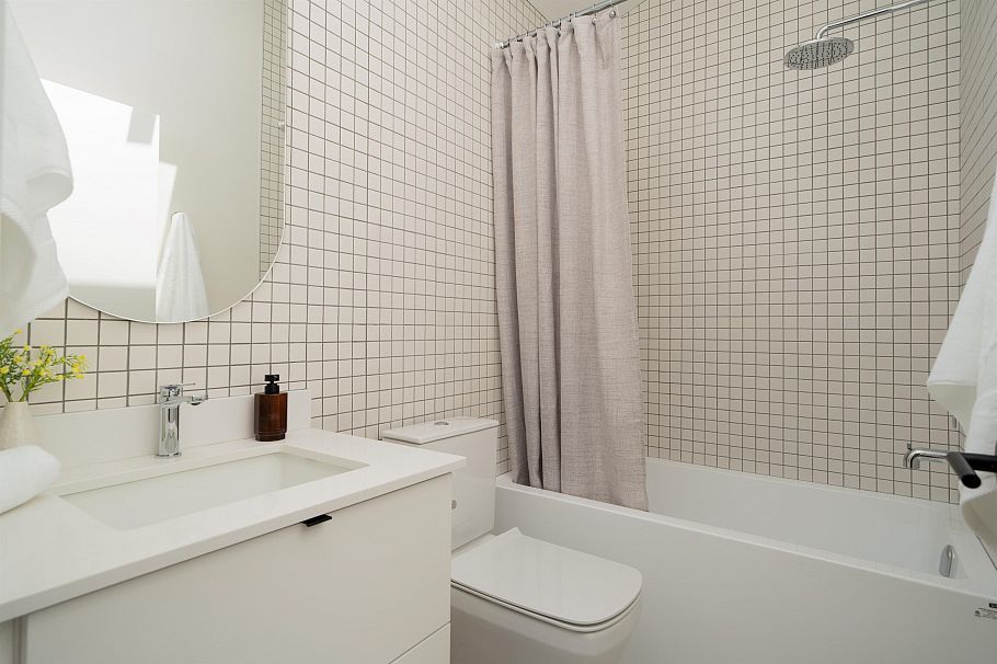 1 4161 Windsor Street Vancouver, BC - 27
