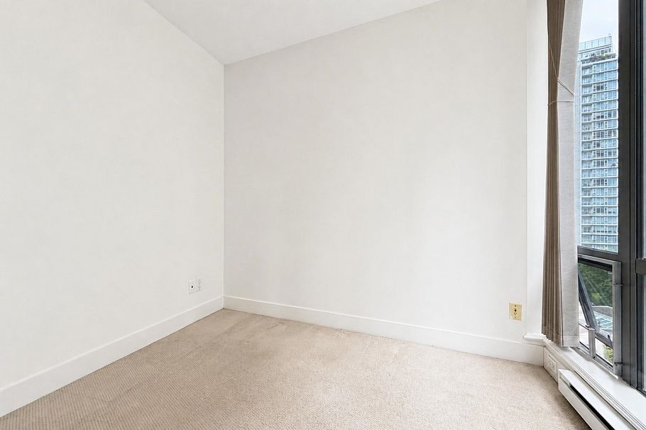 701 1228 W Hastings Street Vancouver, BC - 12