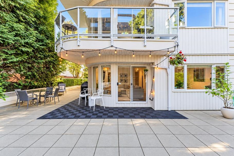 102 320 W 2nd Street North Vancouver, BC - 2