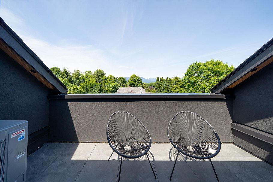 1 4161 Windsor Street Vancouver, BC - 28