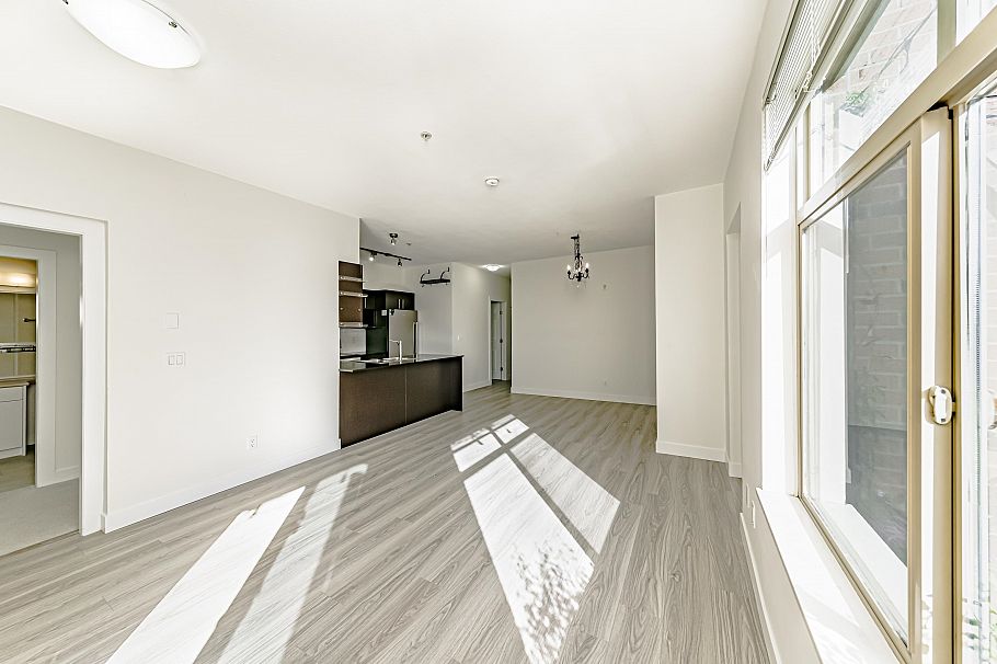 107 1633 Mackay Avenue North Vancouver, BC - 11