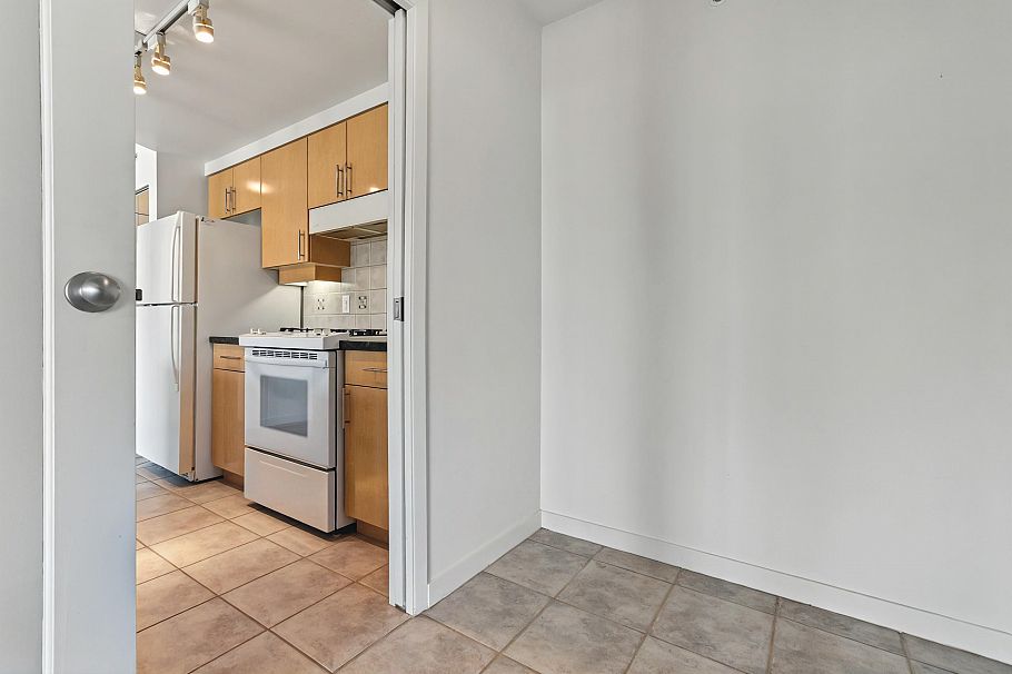 1005 193 AQUARIUS MEWS, Vancouver BC V6Z 2Y3 Vancouver, BC - 24