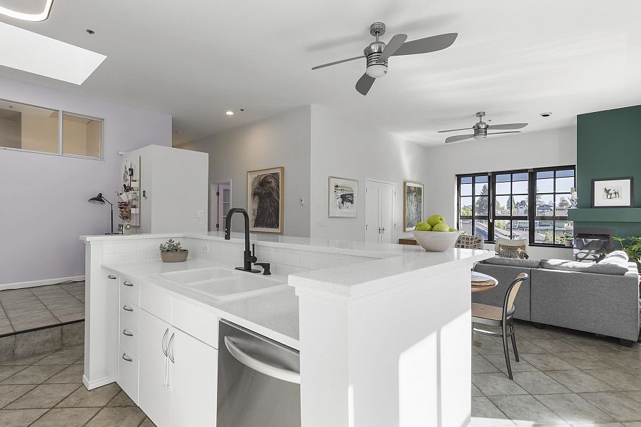 304 4590 Earles Street Vancouver, BC - 19
