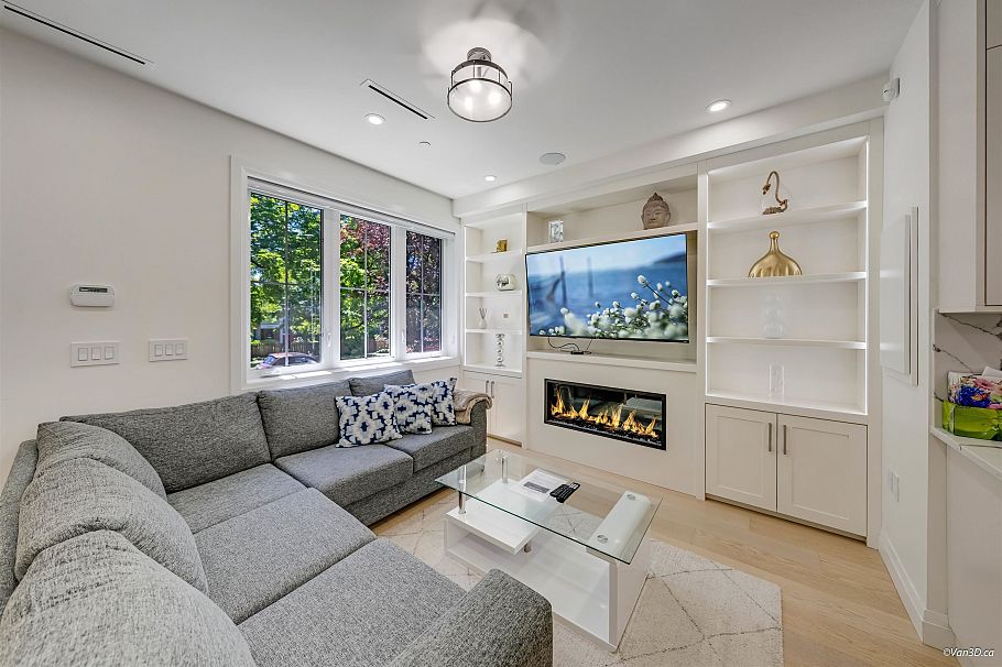 1 683 W 19th Avenue Vancouver, BC - 8
