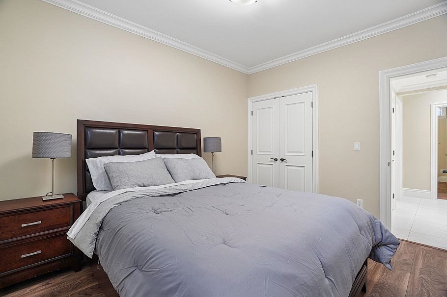 5807 Cree Street Vancouver, BC - 35