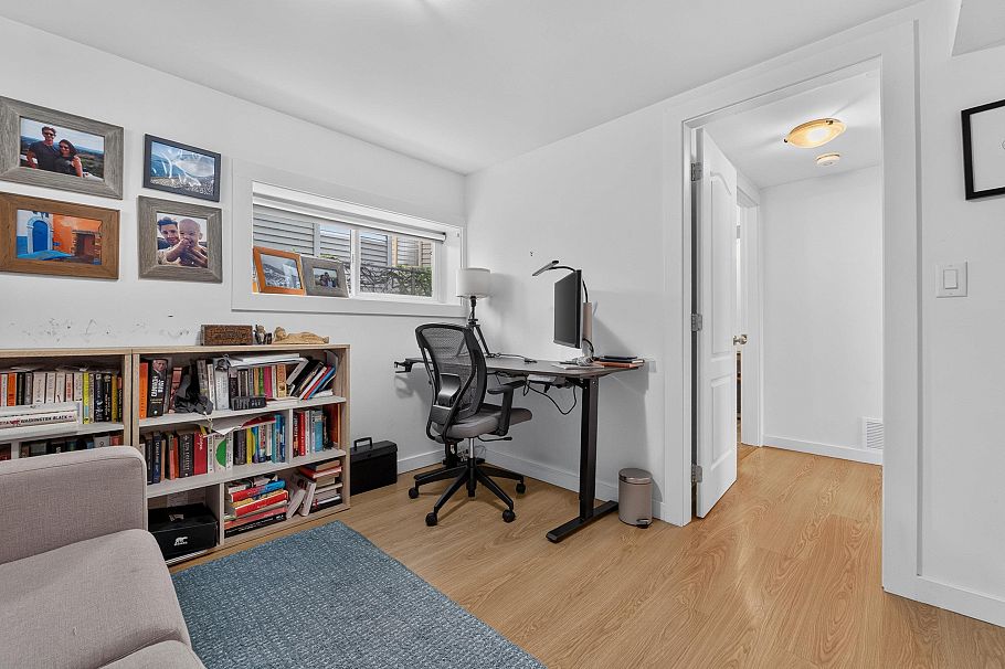 2218 E 11th Avenue Vancouver, BC - 29