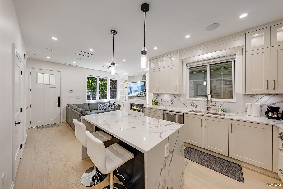1 683 W 19th Avenue Vancouver, BC - 15