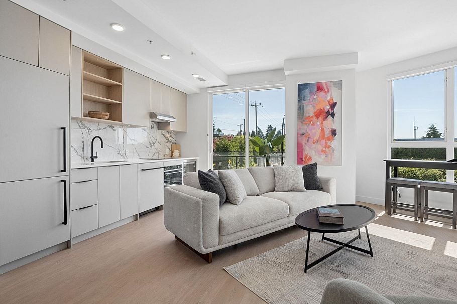 204 333 St. Davids Avenue North Vancouver, BC - 12