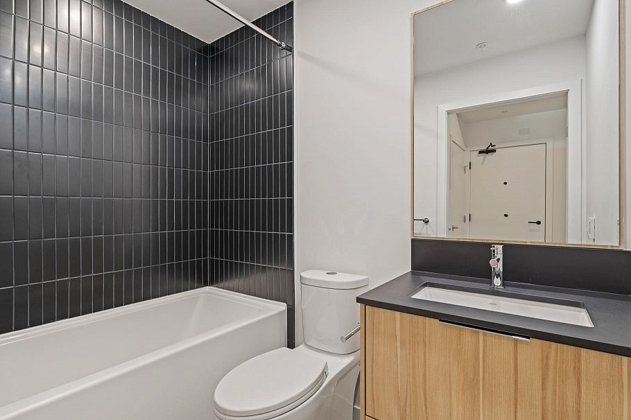 603 2450 Garden Drive Vancouver, BC - 16
