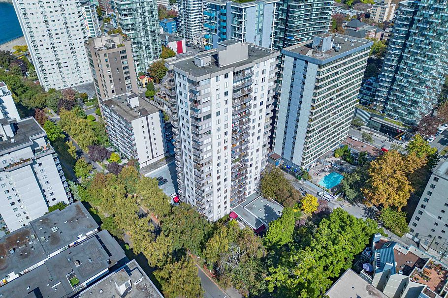 906 1251 Cardero Street Vancouver, BC - 36