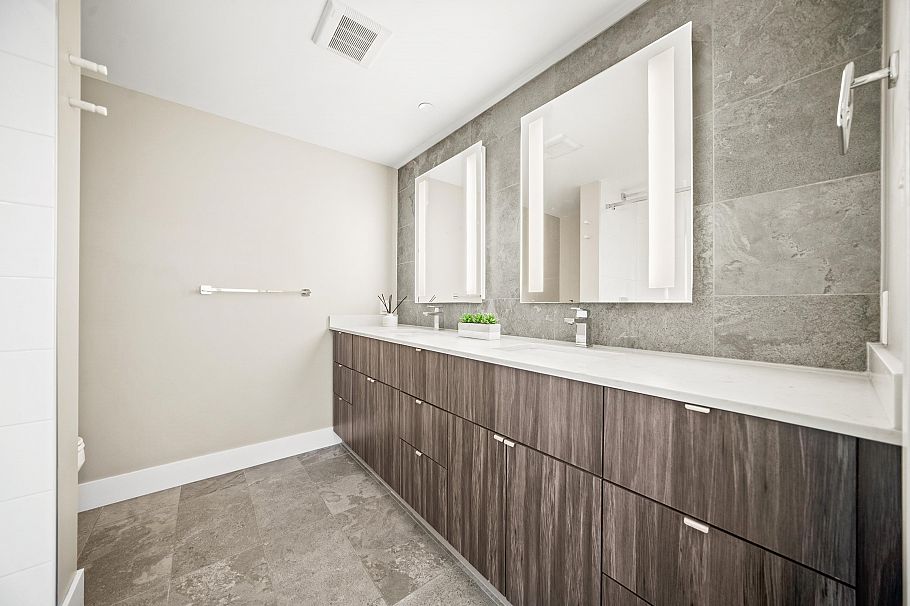 1208 1788 Columbia Street Vancouver, BC - 18