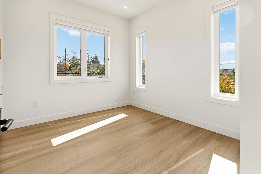 6425 Doman Street Vancouver, BC - 27