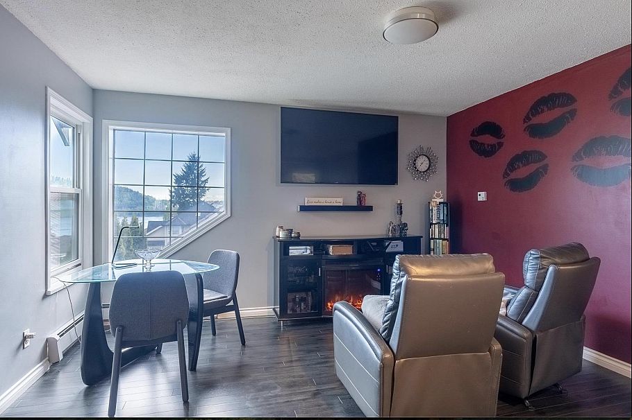 318 Roche Point Drive North Vancouver, BC - 24