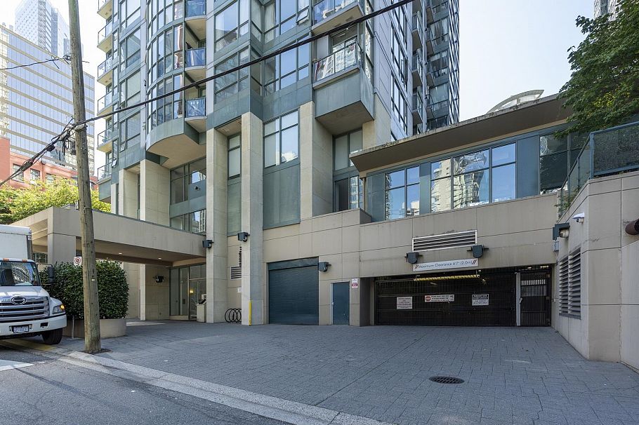 607 1239 W Georgia Street Vancouver, BC - 35