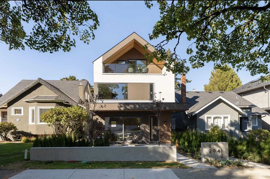 1 2941 W 29th Avenue Vancouver, BC - 1