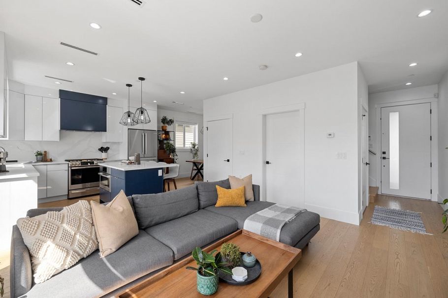 5867 Battison Street Vancouver, BC - 3