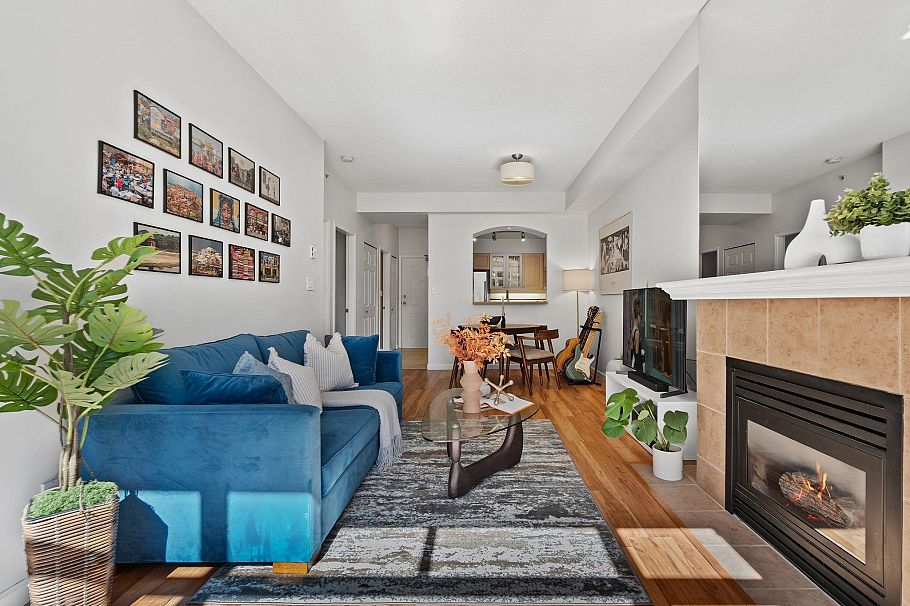 307 3600 Windcrest Drive North Vancouver, BC - 5