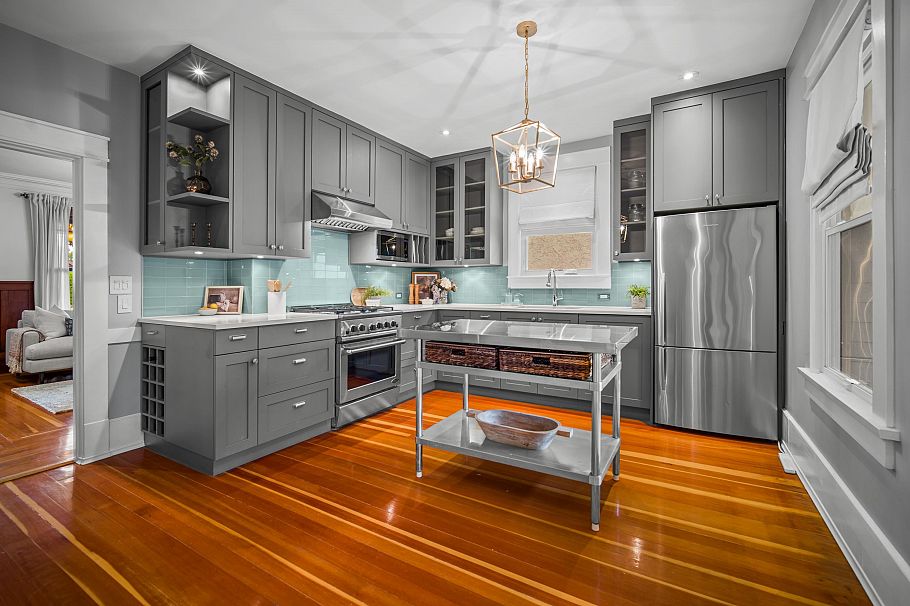 3183 Adanac Street Vancouver, BC - 14