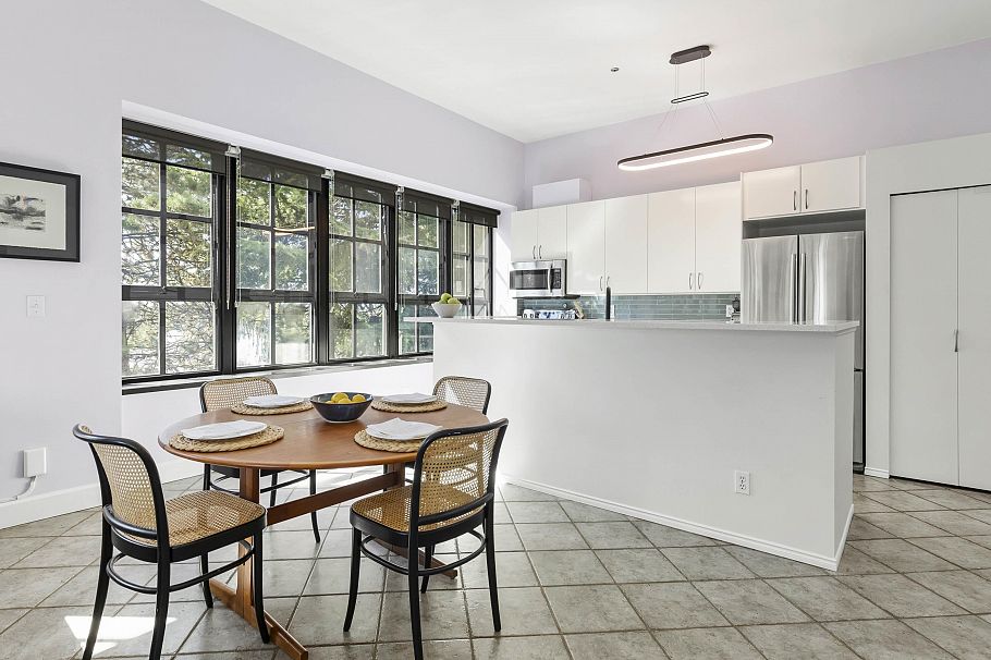 304 4590 Earles Street Vancouver, BC - 15